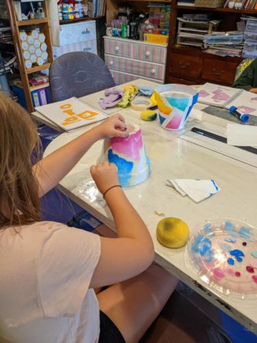 Kids art classes